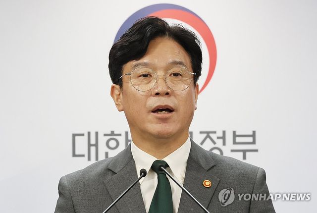 김영훈 장관, 노란봉투법 관련 브리핑