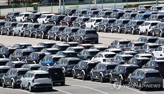 수출 대기 중인 전기차