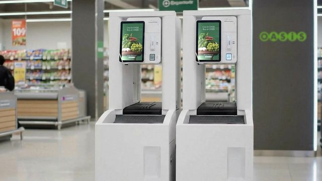 오아시스마켓 강남점에 설치된 AI 무인계산 시스템 '루트100'