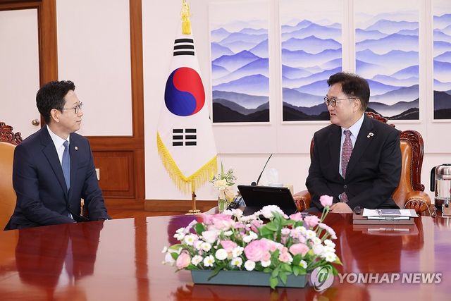 배경훈 장관 만난 우원식 국회의장