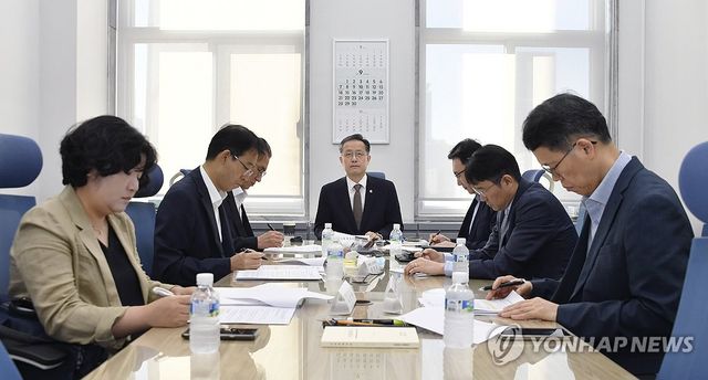 이형일 차관, 9월 일자리 전담반 회의 주재
