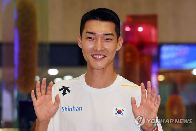 '스마일 점퍼' 우상혁의 인사