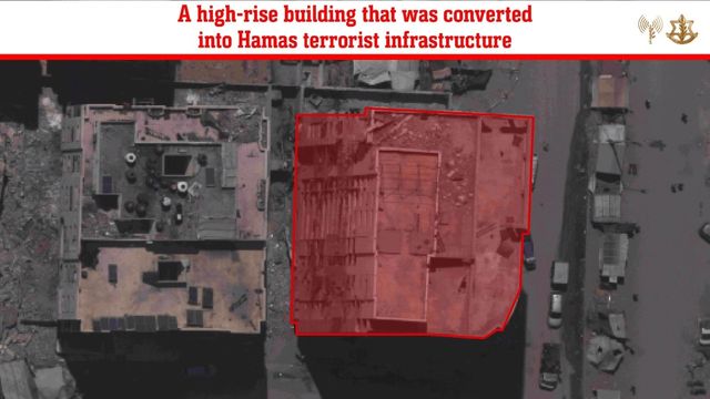 10일(현지시간) 공습 표적 된 가자시티 건물