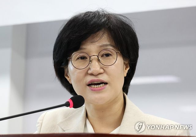 취임사 하는 원민경 여성가족부 장관