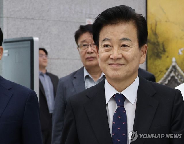 법원 출석한 정동영 통일부 장관