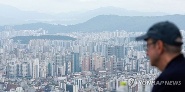 한은 "집값상승 기대 여전…대책효과 보며 금리인하 시기 결정"