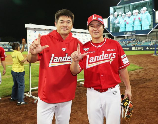 최정 10년 연속 20홈런·노경은 3년 연속 30홀드