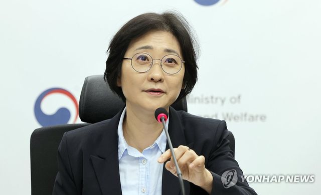 이스란 보건복지부 제1차관