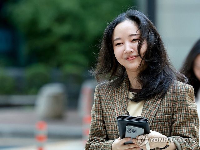 민희진 전 어도어 대표 법원 출석