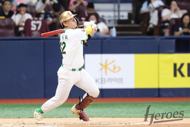 2타점을 수확한 키움 4번 타자 김건희