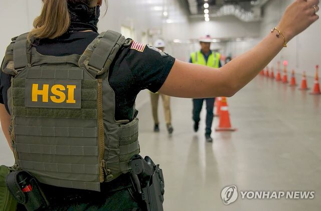 美, 韓현장 이민단속 사진 공개