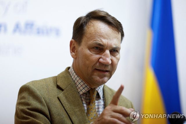 라도스와프 시코르스키 폴란드 외무장관