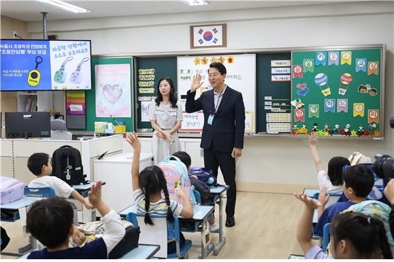 오세훈 서울시장, 광진구 양남초 현장 간담회 