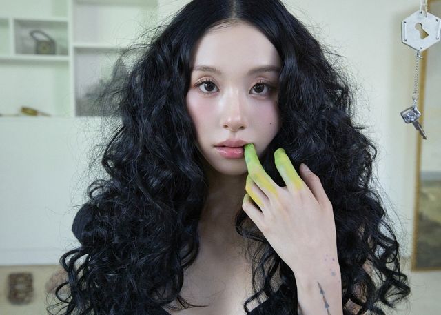 솔로 데뷔하는 트와이스 채영