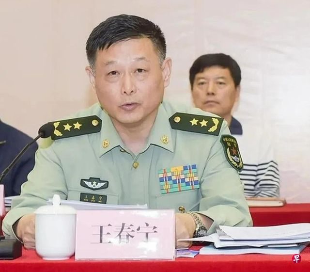 왕춘닝 중국 인민무장경찰부대 사령관