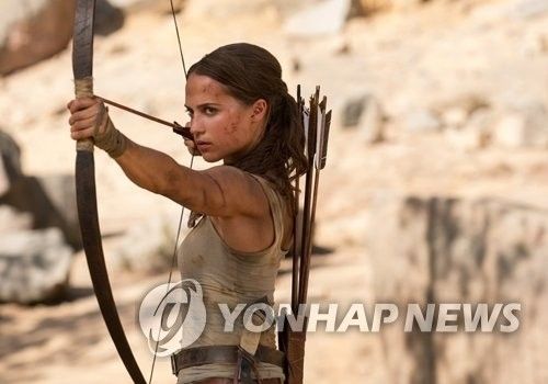 영화 '툼레이더'에서 나온 알리시아 비칸데르