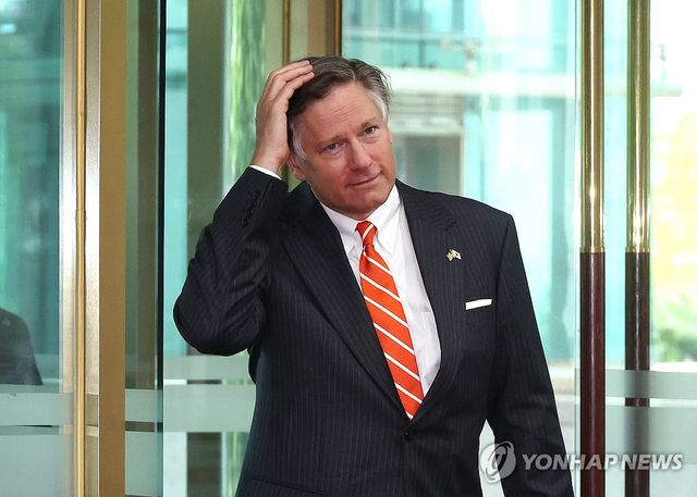 외교부 들어서는 미 국무부 부장관