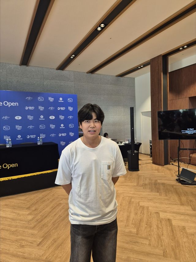 신한동해오픈 최종일 경기장을 찾은 장유빈.