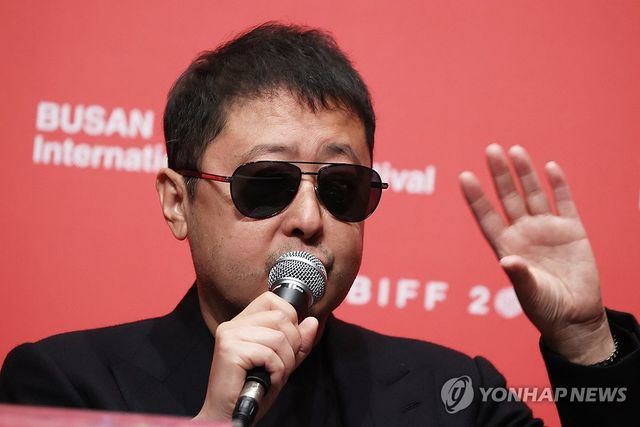 지아장커 감독이 말하는 AI 촬영기술