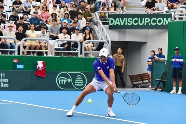 권순우의 12일 경기 모습. 