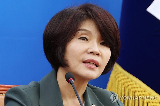 민주당 한정애 정책위의장 기자간담회