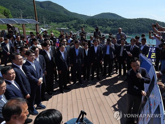 가덕도 찾은 국민의힘 지도부