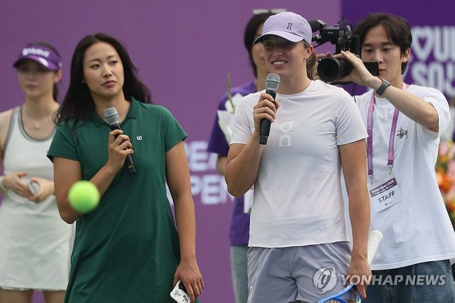 이가 시비옹테크 '스윙을 해보세요'
