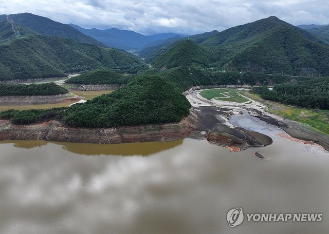단비에 저수율 소폭 오른 강릉 오봉저수지