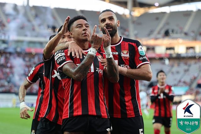 선제 결승골 넣고 세리머니 펼치는 FC서울 린가드