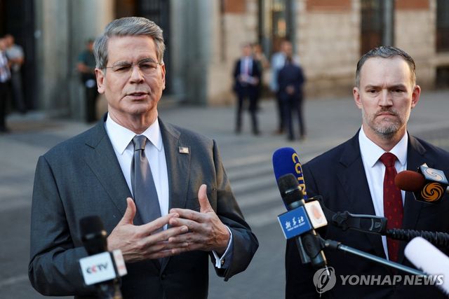 미국 재무부 장관과 무역대표