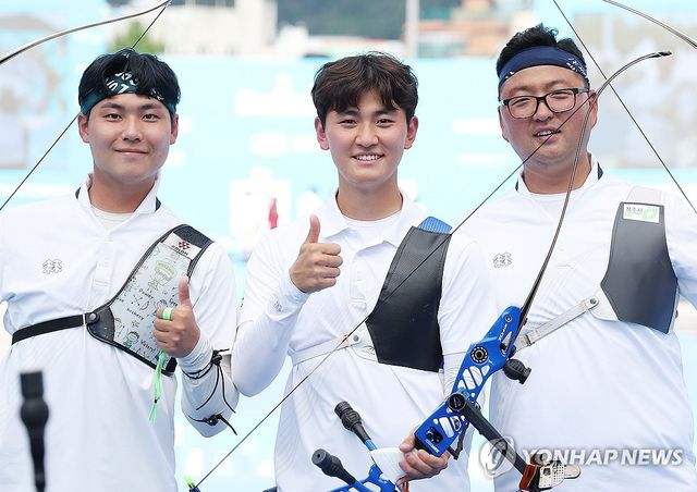 내년에도 국가대표로 뽑힐 수 있을지 알 수 없는 올해 남자 양궁 국가대표들