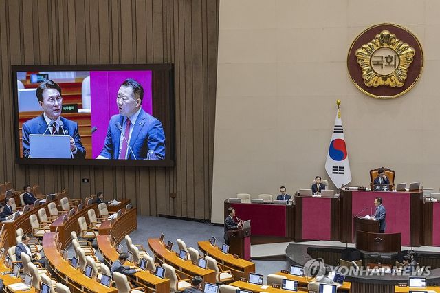 대정부 질문하는 국민의힘 신성범 의원