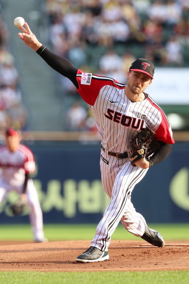 14일 KIA전에서 6이닝 무실점 호투를 펼친 LG 앤더스 톨허스트