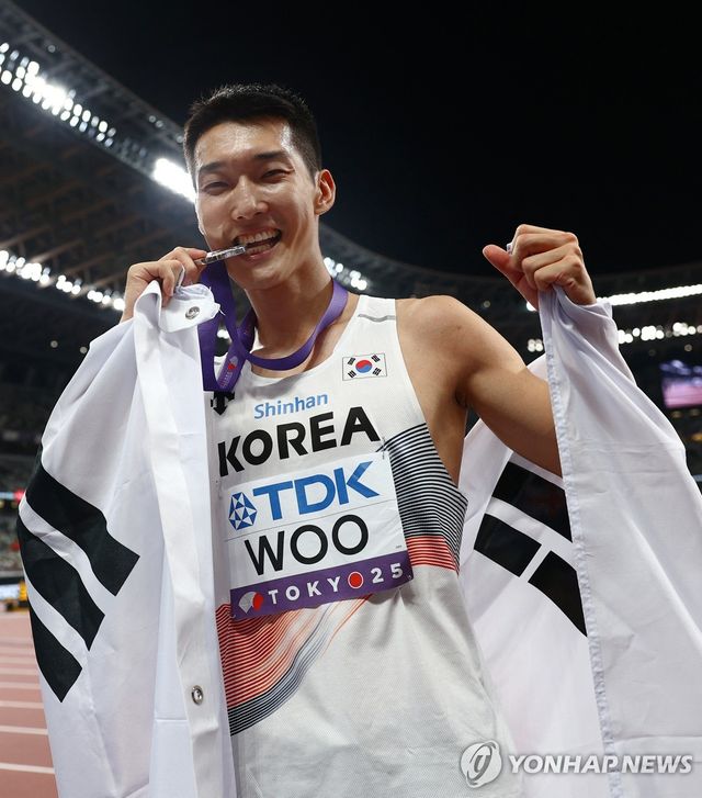 우상혁의 은빛 미소