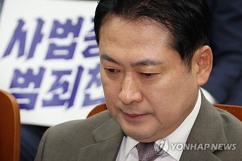 의총 참석한 장동혁 대표