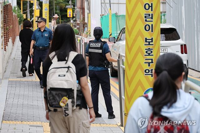 초등생 납치 미수에 학교 앞 배치된 경찰