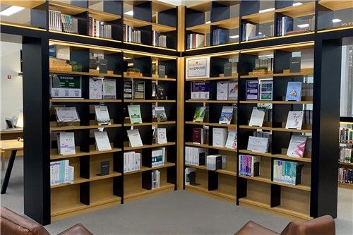 국회부산도서관 의회자료실