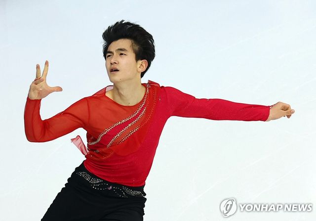 북한 피겨 남자 싱글 로영명