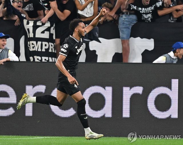 도르트문트를 상대로 극적인 동점 골을 터트린 유벤투스의 로이트 켈리.