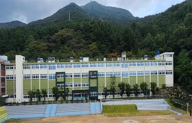 부산환경체험교육관으로 변모한 반여초등학교
