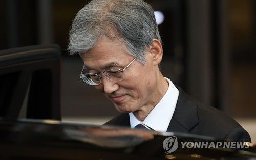 차 타는 조희대 대법원장