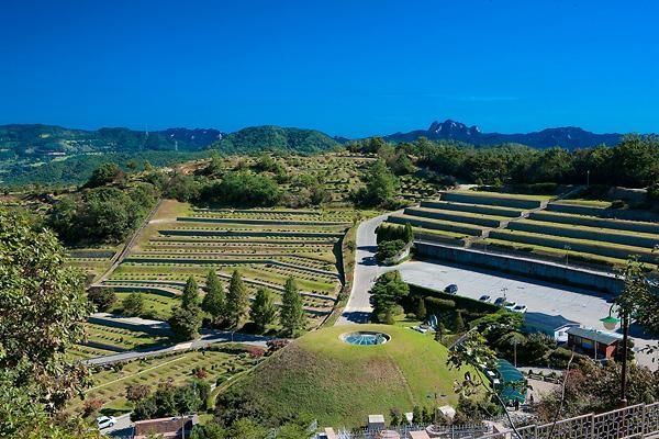 용미 1묘지 전경