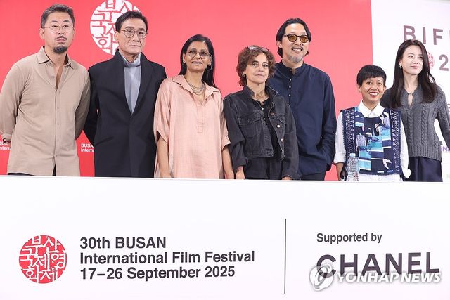 제30회 부산국제영화제 경쟁 심사위원