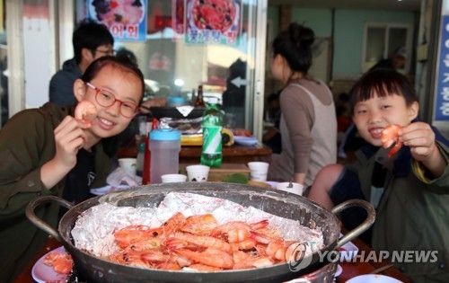 "대하 맛 최고예요"