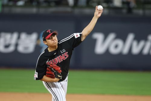 호투하는 LG의 선발 투수 송승기 