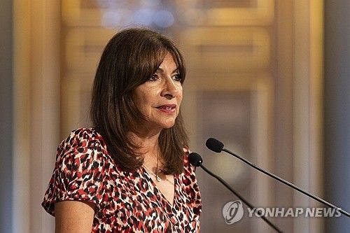 안 이달고 파리 시장