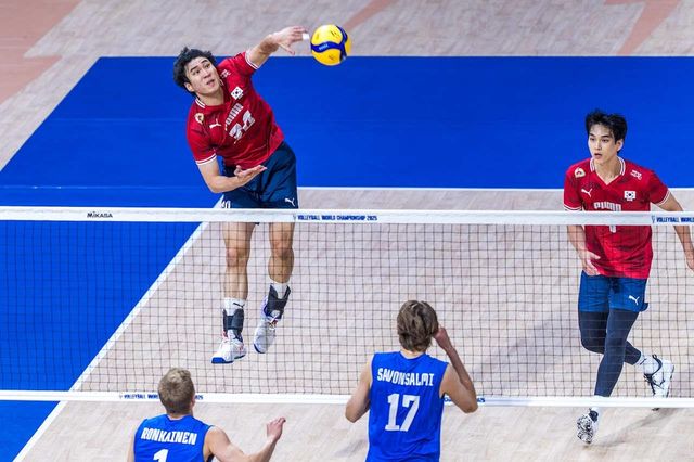 공격시도하는 신호진