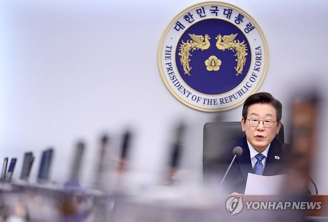 수석보좌관회의, 발언하는 이재명 대통령