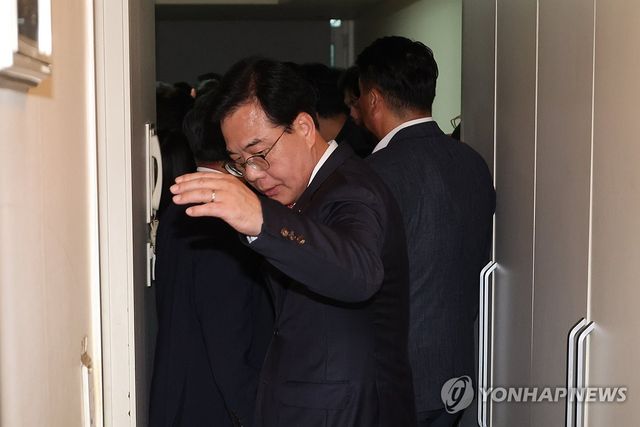 당원명부 DB 업체 압수수색 대응하는 국힘 의원들