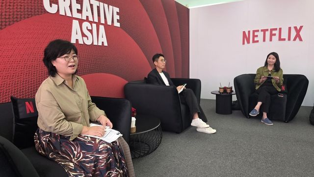 (부산=연합뉴스) 나확진 기자 = 19일 부산 동서대 센텀캠퍼스에서 열린 '2025 부산국제영화제 넷플릭스 인사이트 미디어 스터디 세션에서 김숙 컬쳐미디어랩 대표(왼쪽부터), 김태훈 팝 칼럼니스트, 고현주 넷플릭스 시니어 디렉터가 대담하고 있다. 2025.9.19rao@yna.co.kr(끝)